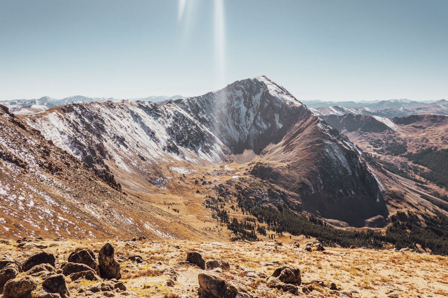 Jones Pass, Petingnell Peak