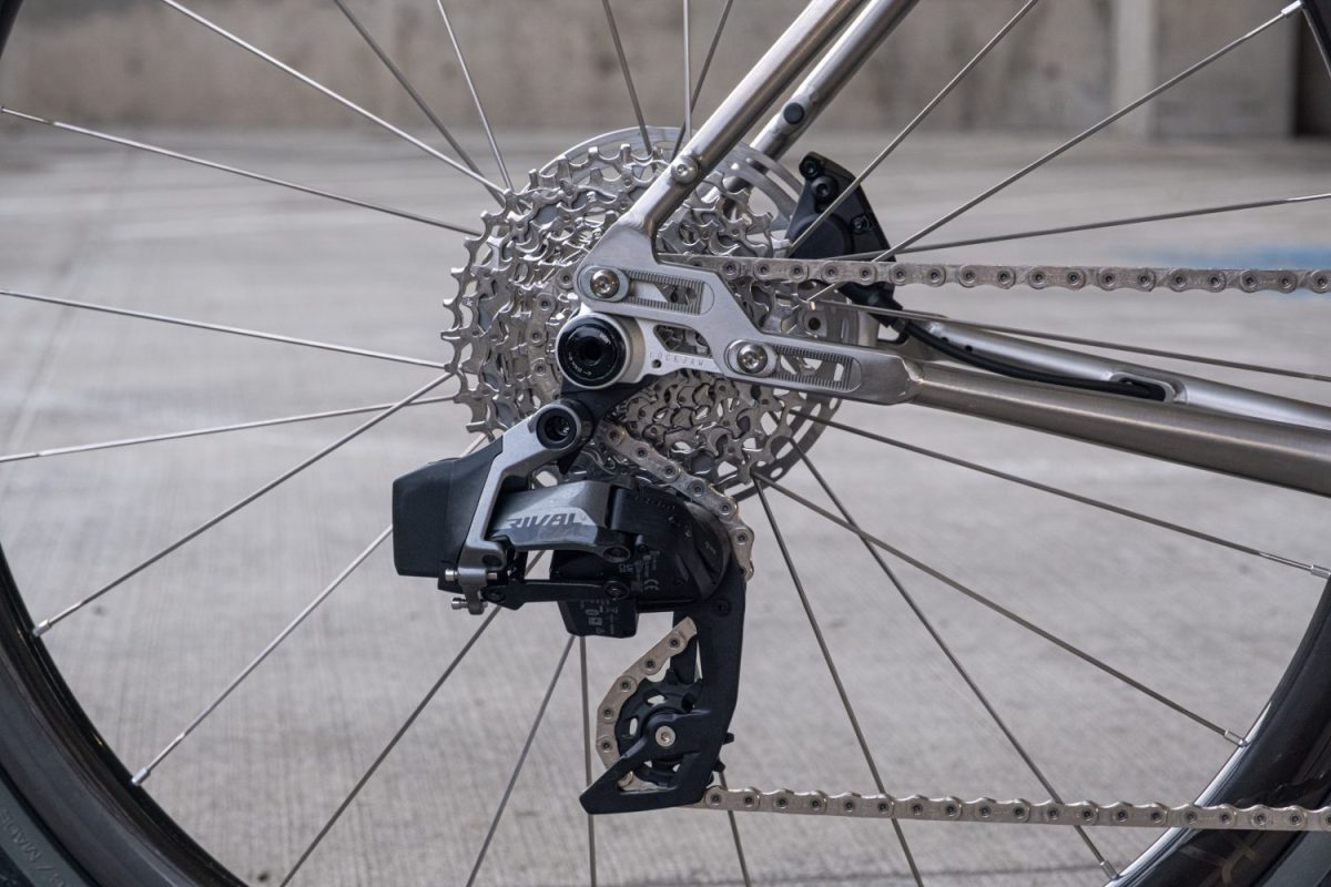 Flaanimal 6 Titanium // 54cm // UnRivaled // Ready To Roll - Image 15